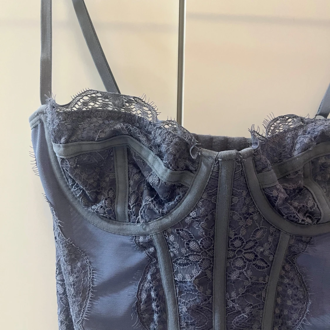Blå spetskorsett - 1