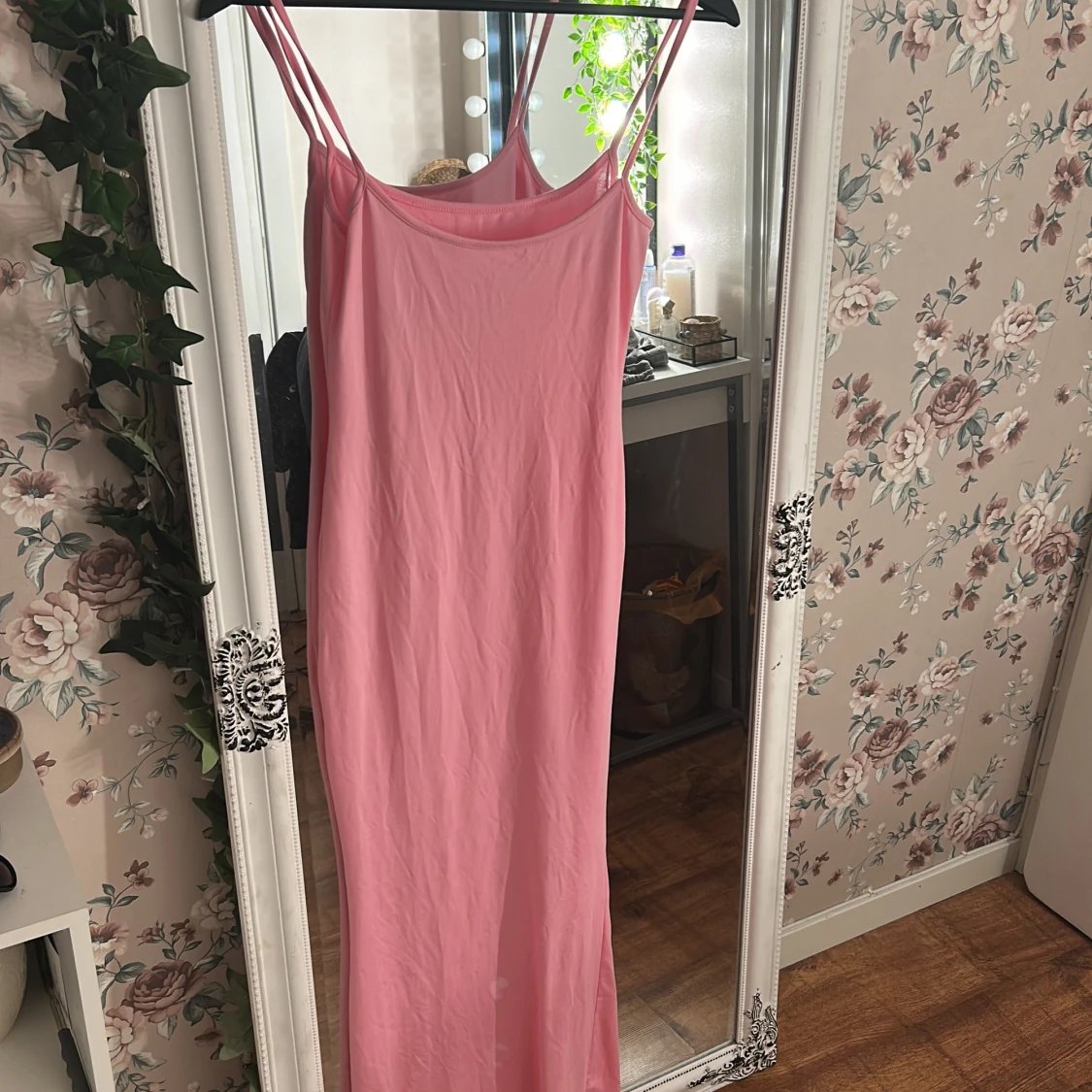 Ljusrosa långklänning från SHEIN - 1