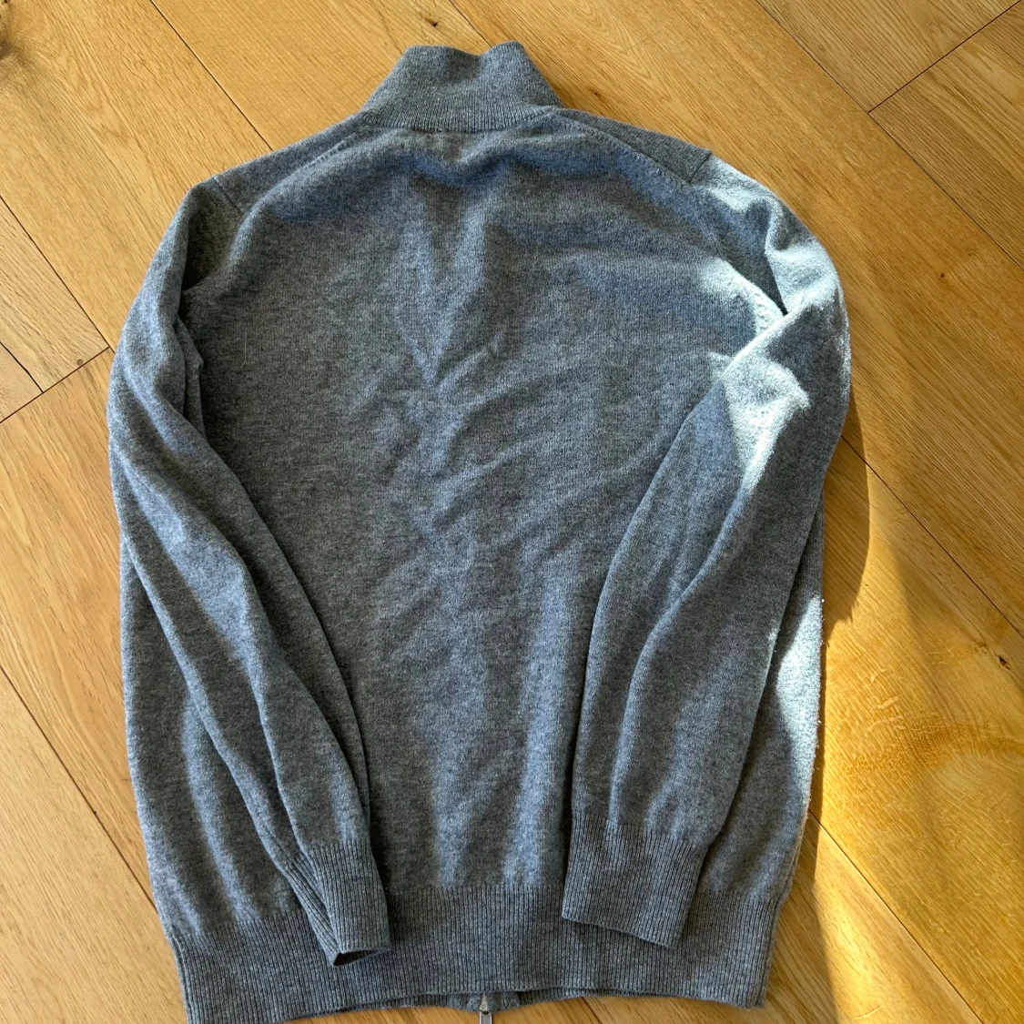 Grå kashmirkofta från Soft Goat - 2