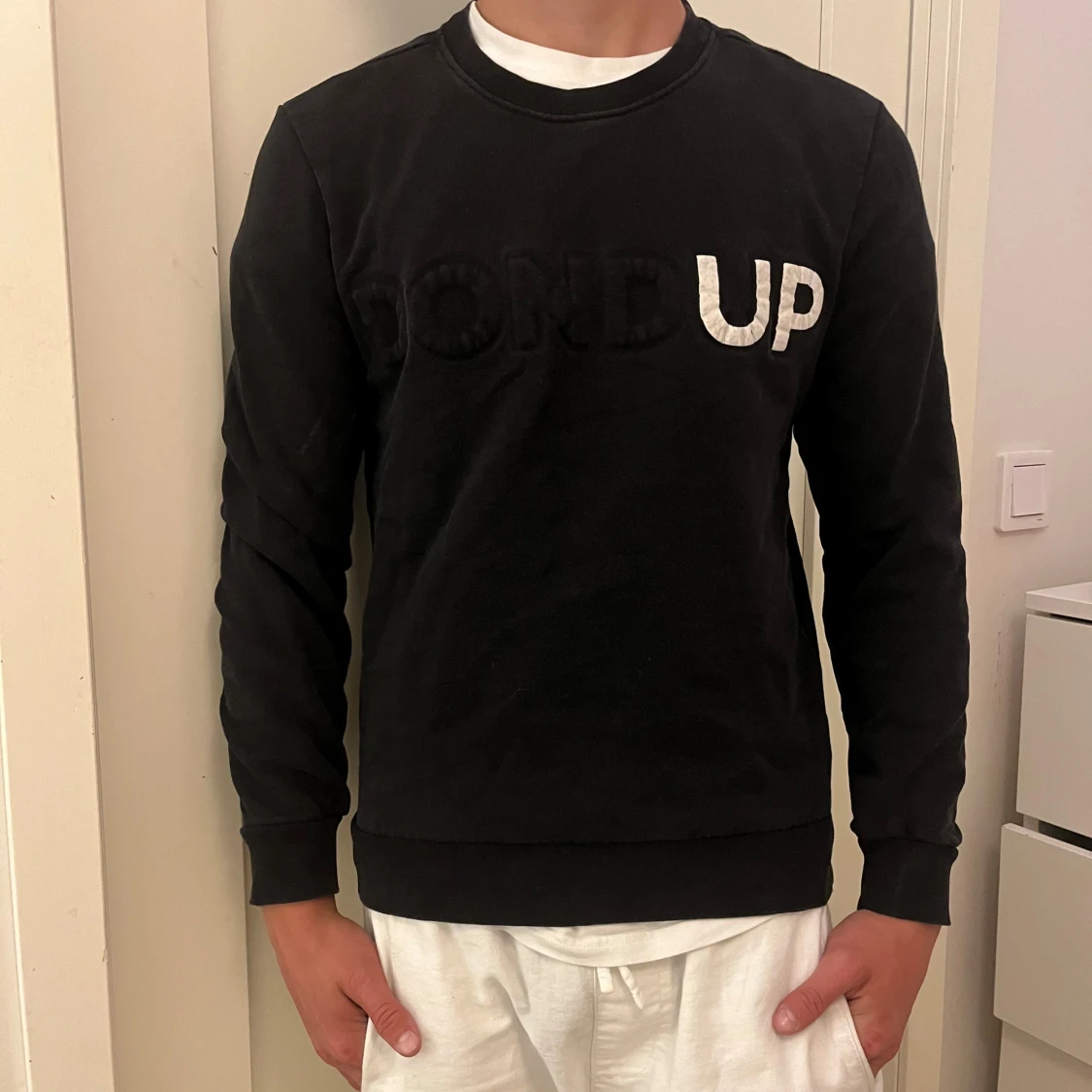 Svart sweatshirt från Dondup
