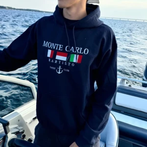 Karisto, monte carlo hoodie - Intressekoll skriv om ni är intresserade ❤️