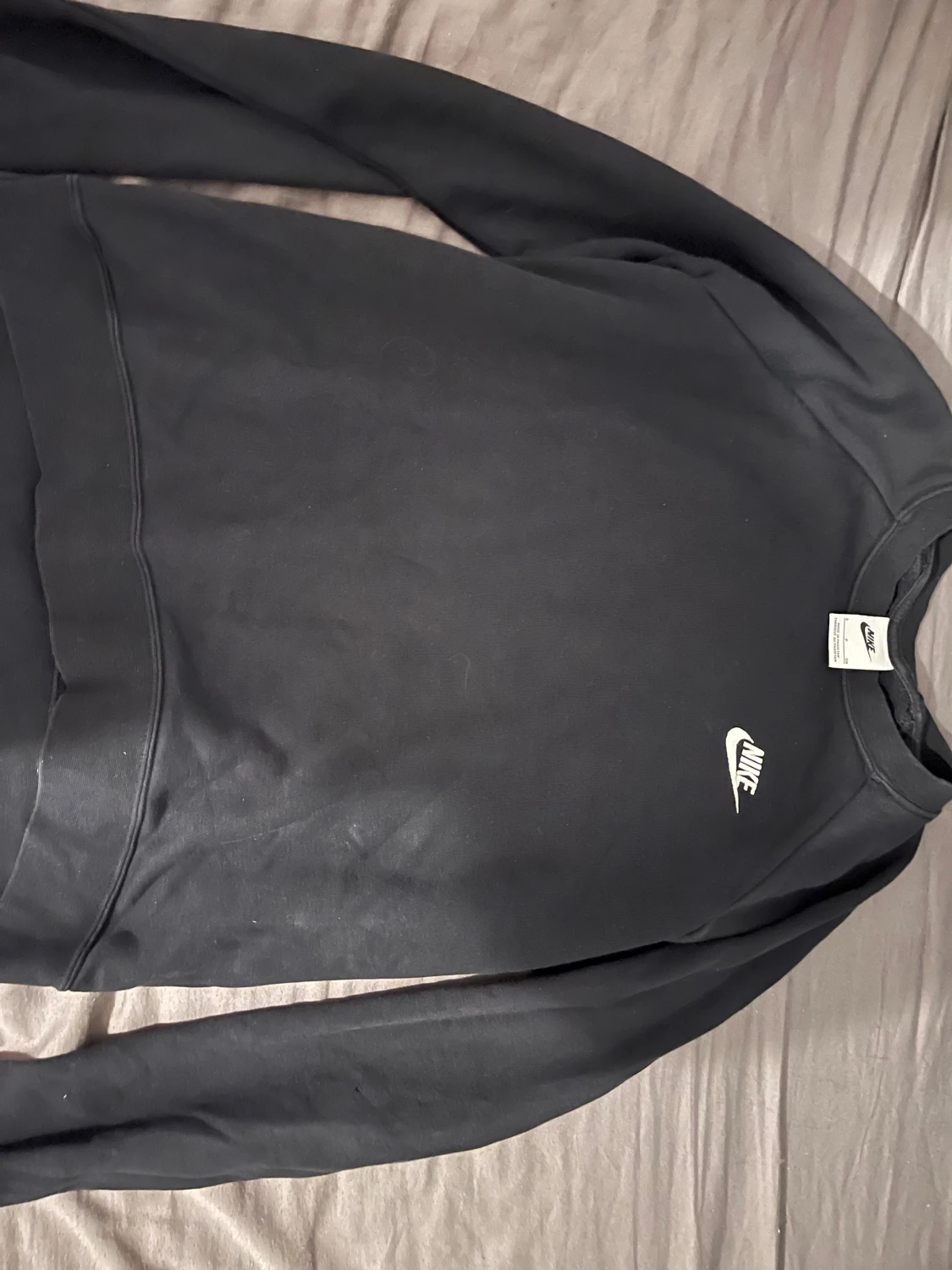 Svart Nike sweatshirt med logga - 1