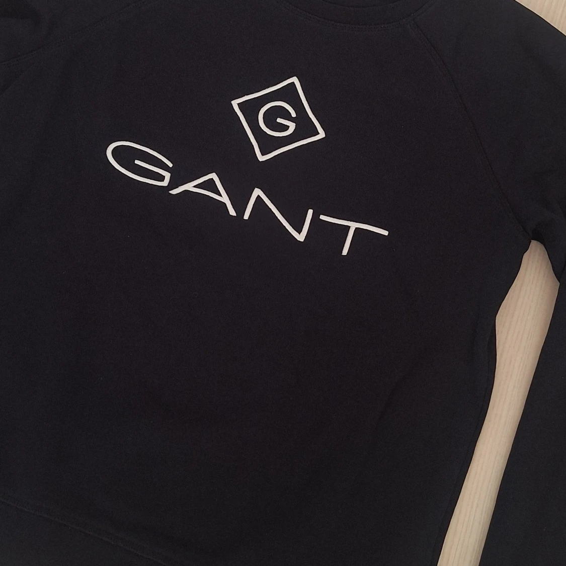 Svart sweatshirt från GANT 158/164 - 1