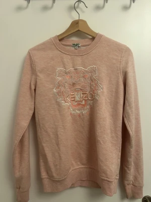 Rosa Kenzo tröja - Säljer rosa kenzo tröja i storlek S