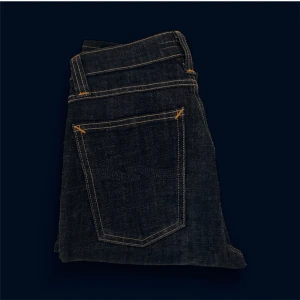  Nudie Jeans - Ett par Nudie jeans i storleken 27/34✅ Skick 10/10 ✅ Passform Regular✅ Pris: 349✅ Skriv vid minsta fråga✅