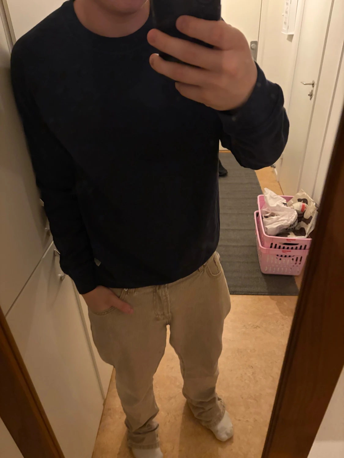 Mörkblå långärmad sweatshirt - 1