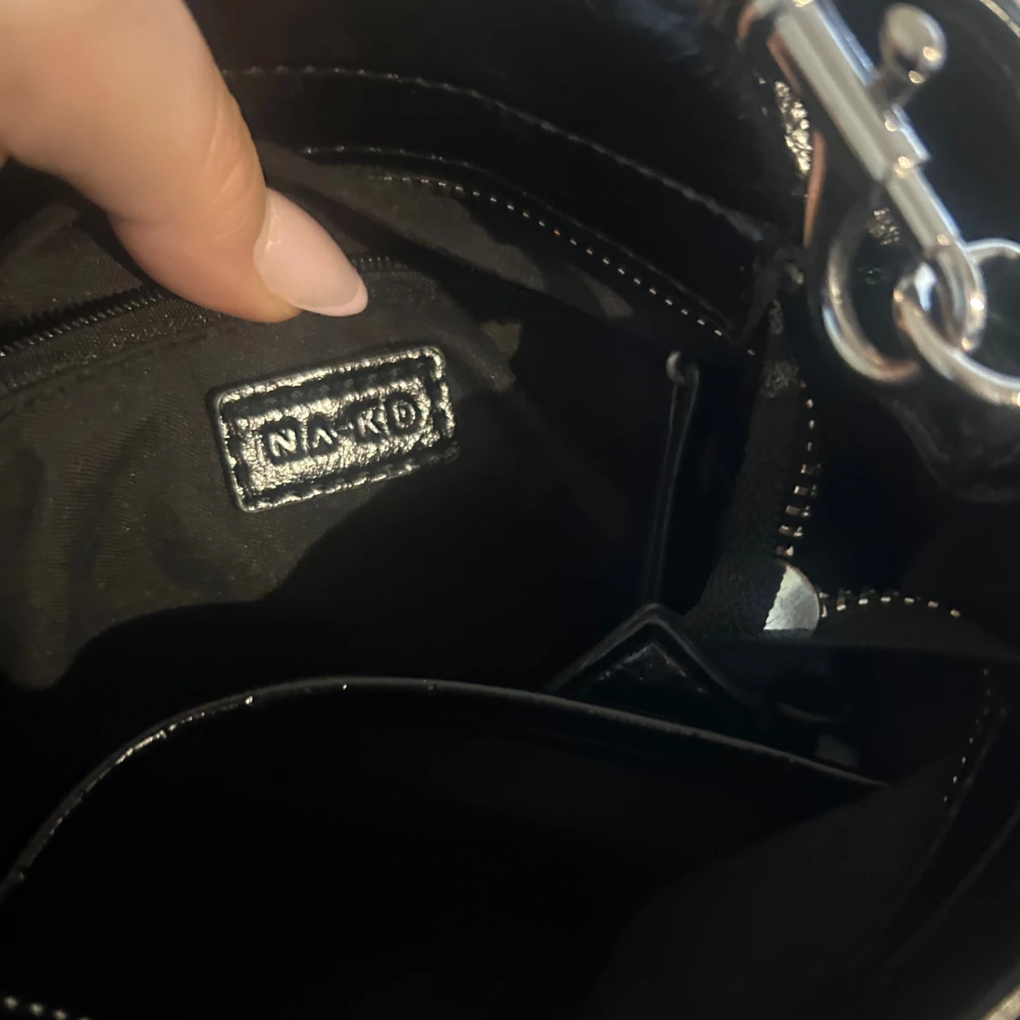 Svart handväska från NA-KD  - 2