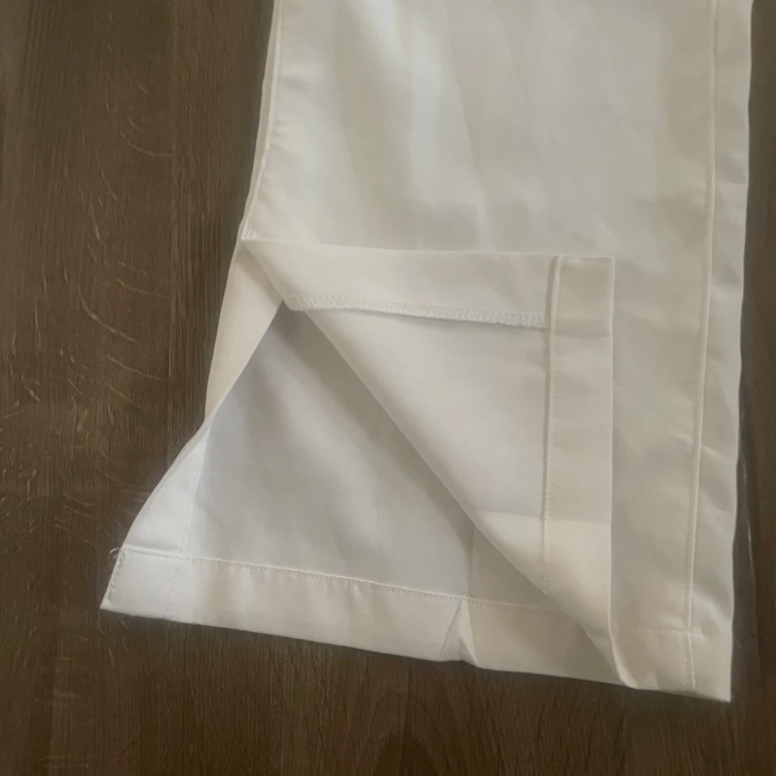 Vita kostymbyxor - 1