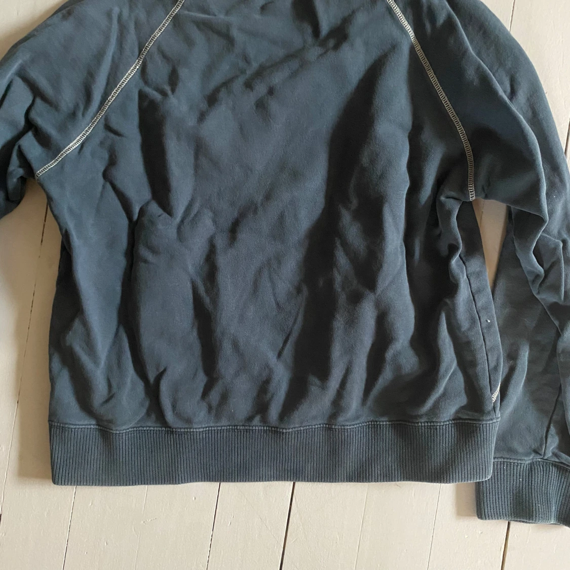 Mörkblå sweatshirt från Odd Molly - 2