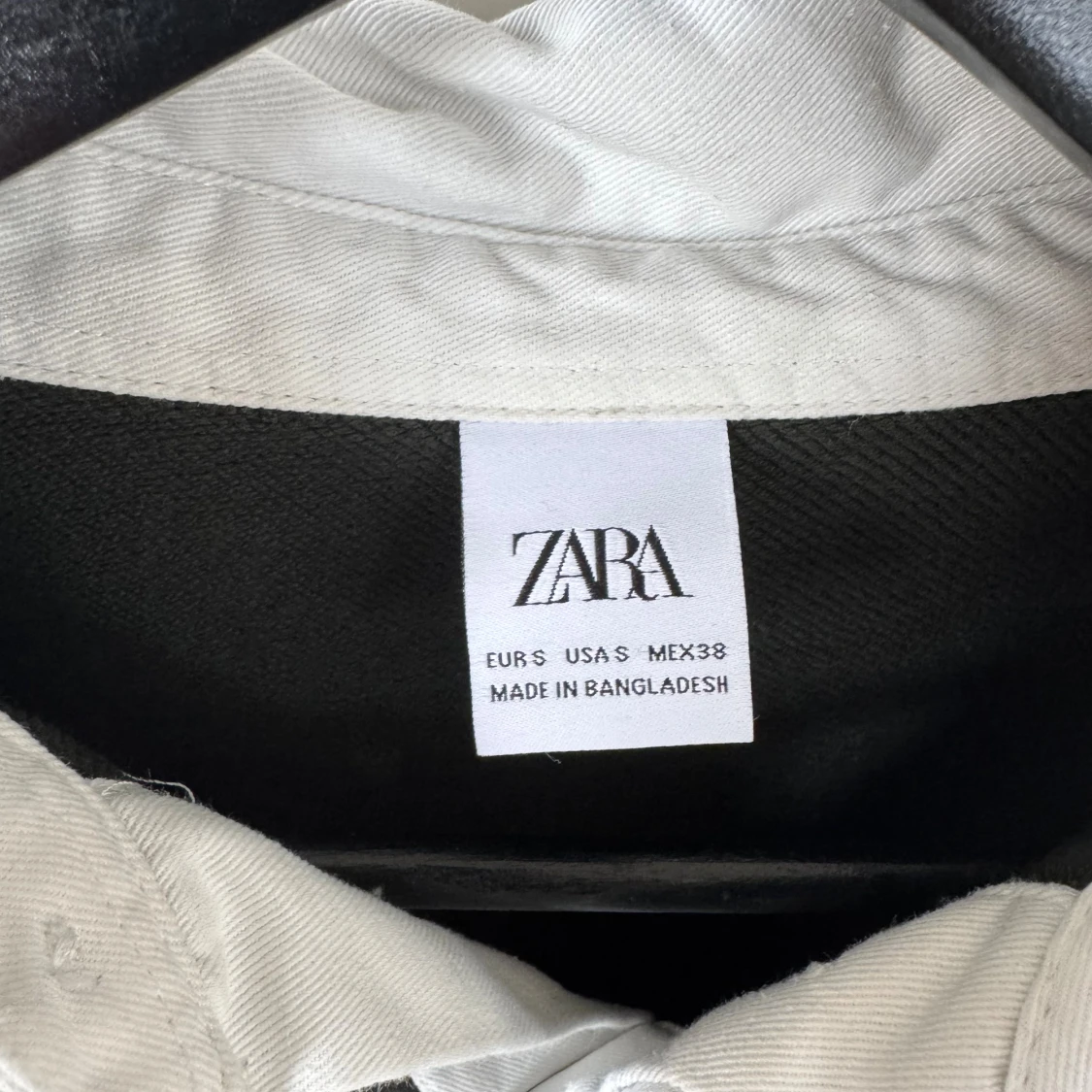 Mörkgrön pikétröja från Zara - 2