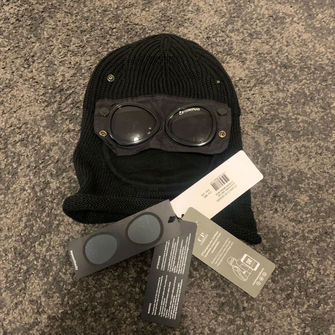 Svart Goggle-mössa från C.P. Company balaklava 