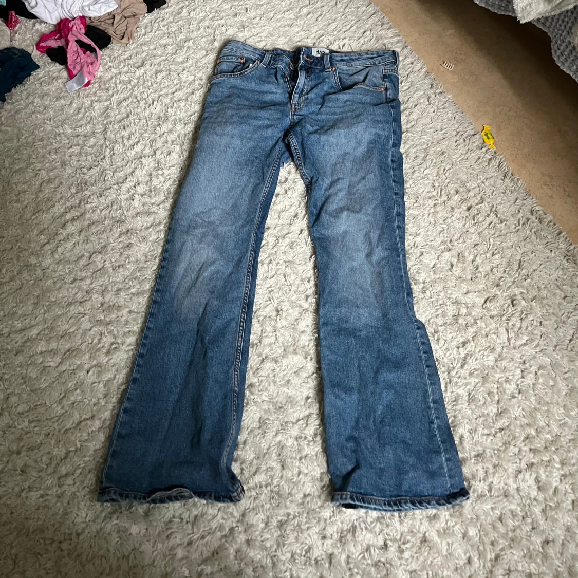  blå bootcut jeans - 1