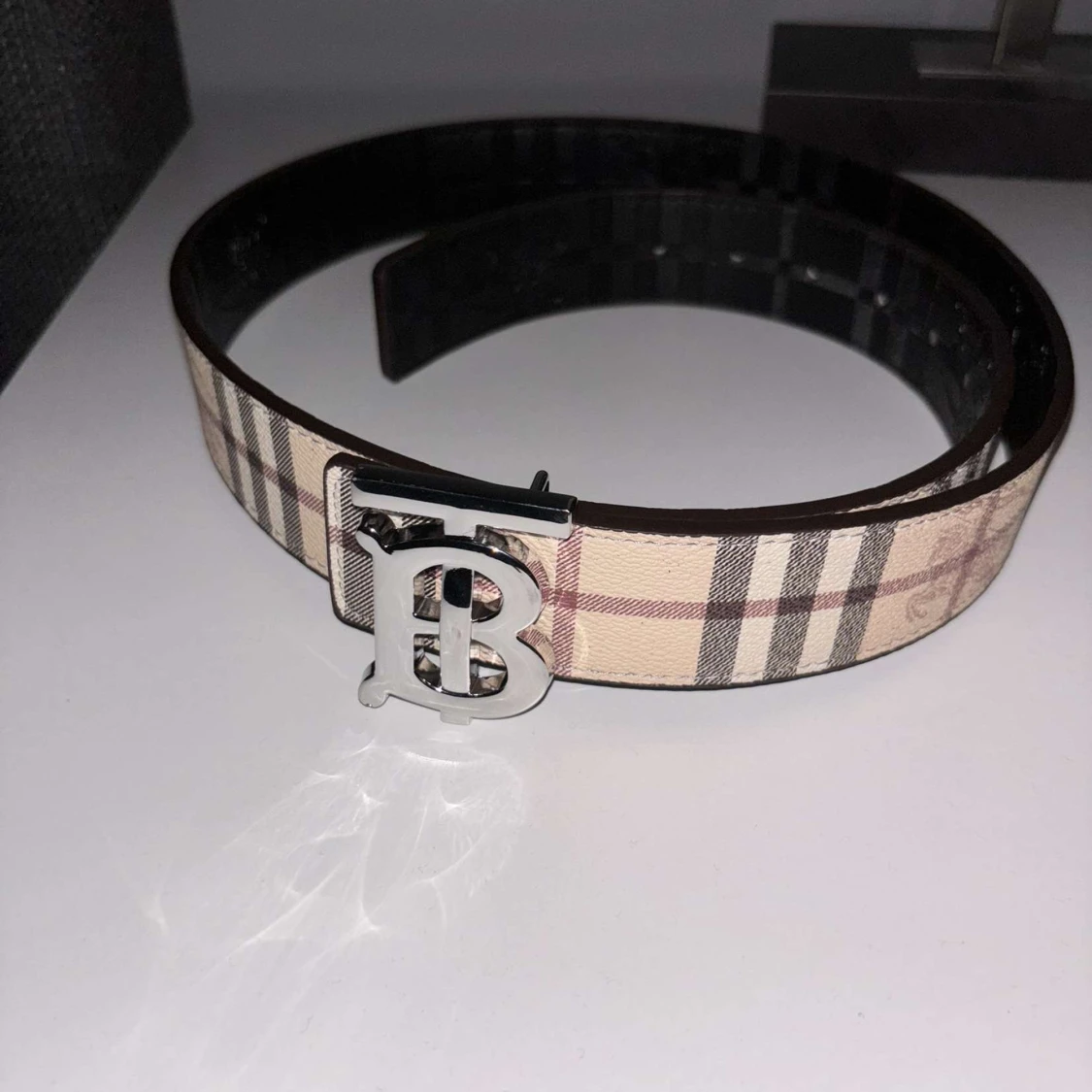 Burberry bälte  - 1