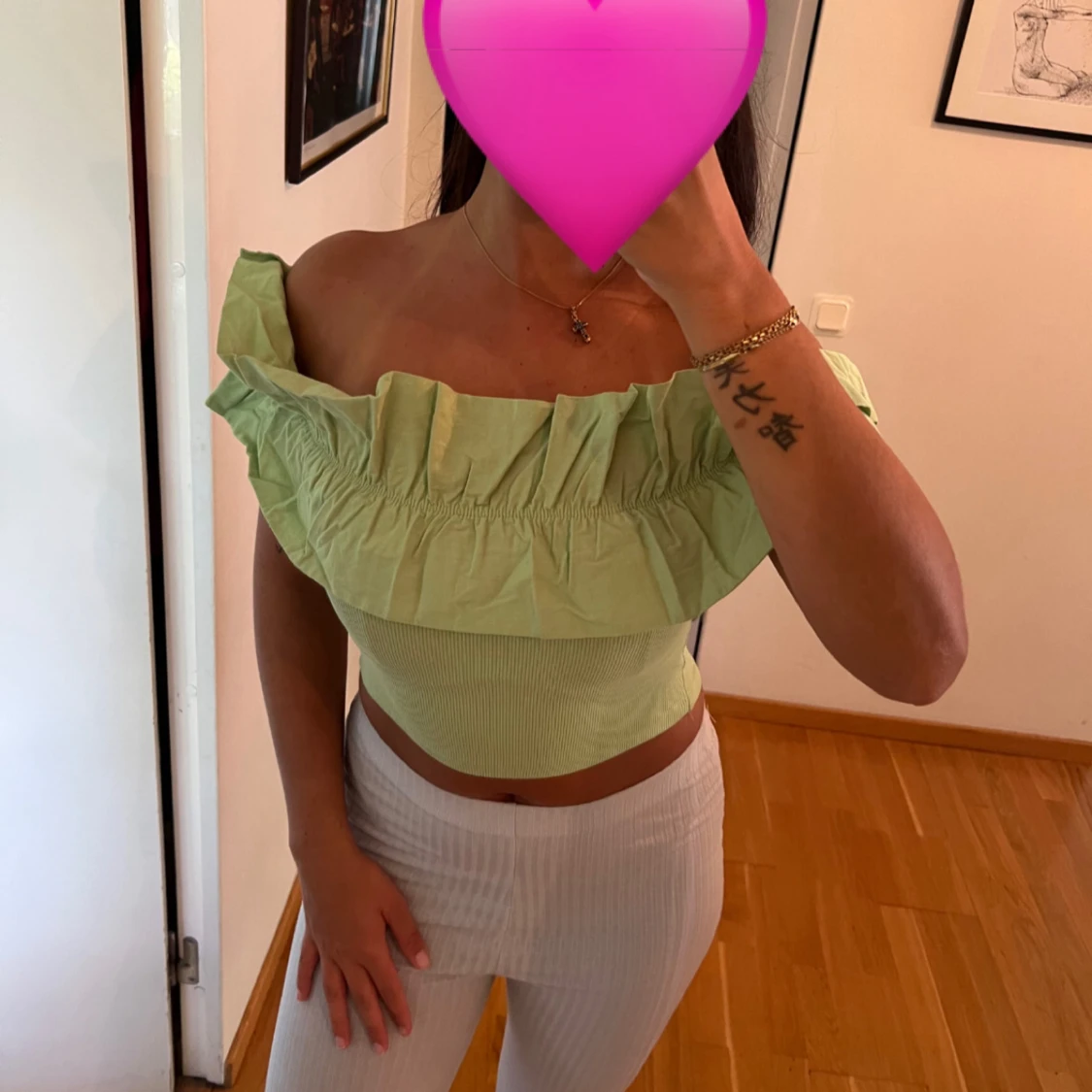 Grön offshoulder topp från Zara