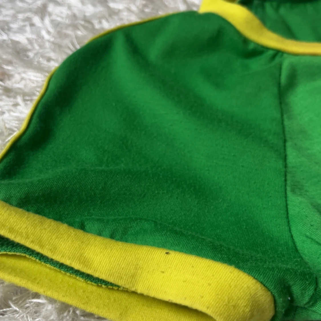 Grön croppad Brasil-tshirt - 4