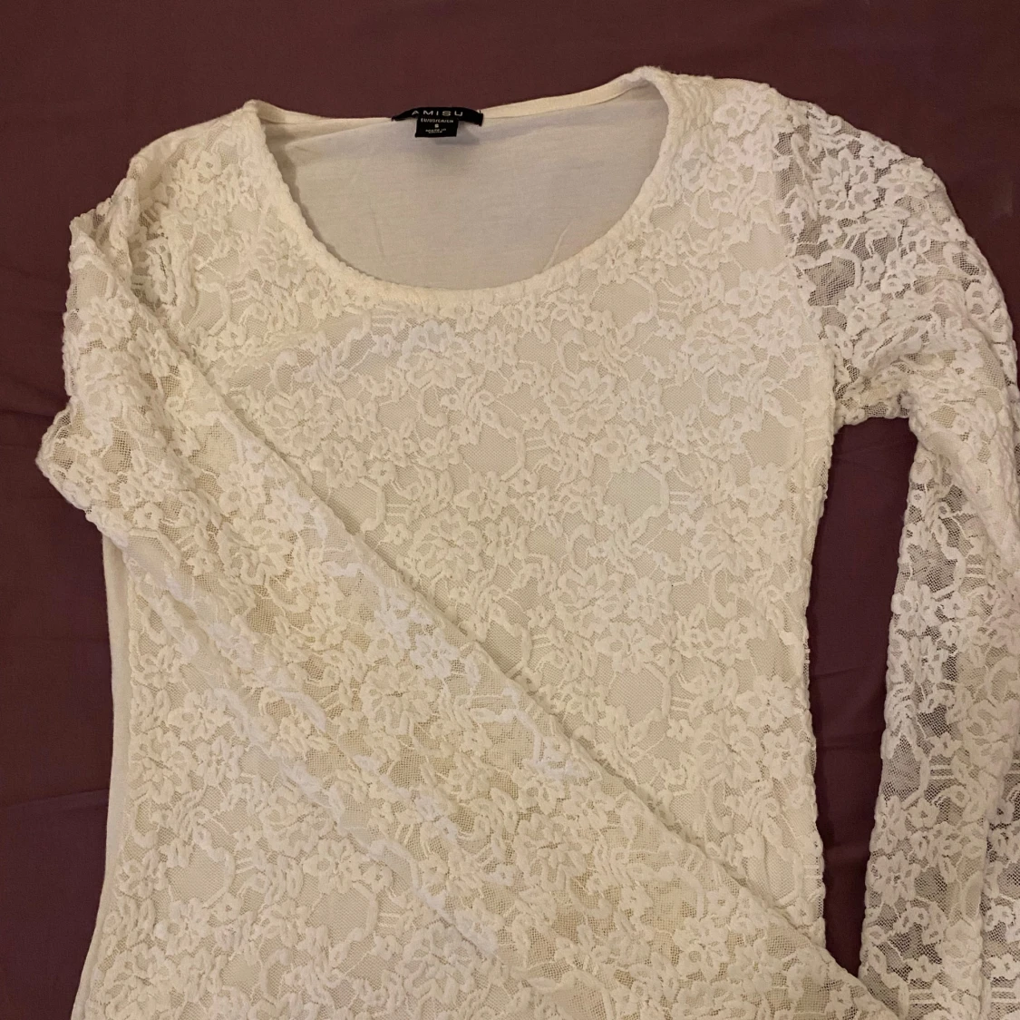 Vit spetsklänning från Amisu - 1