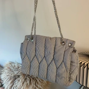 Väska  - Söt väska från Zara