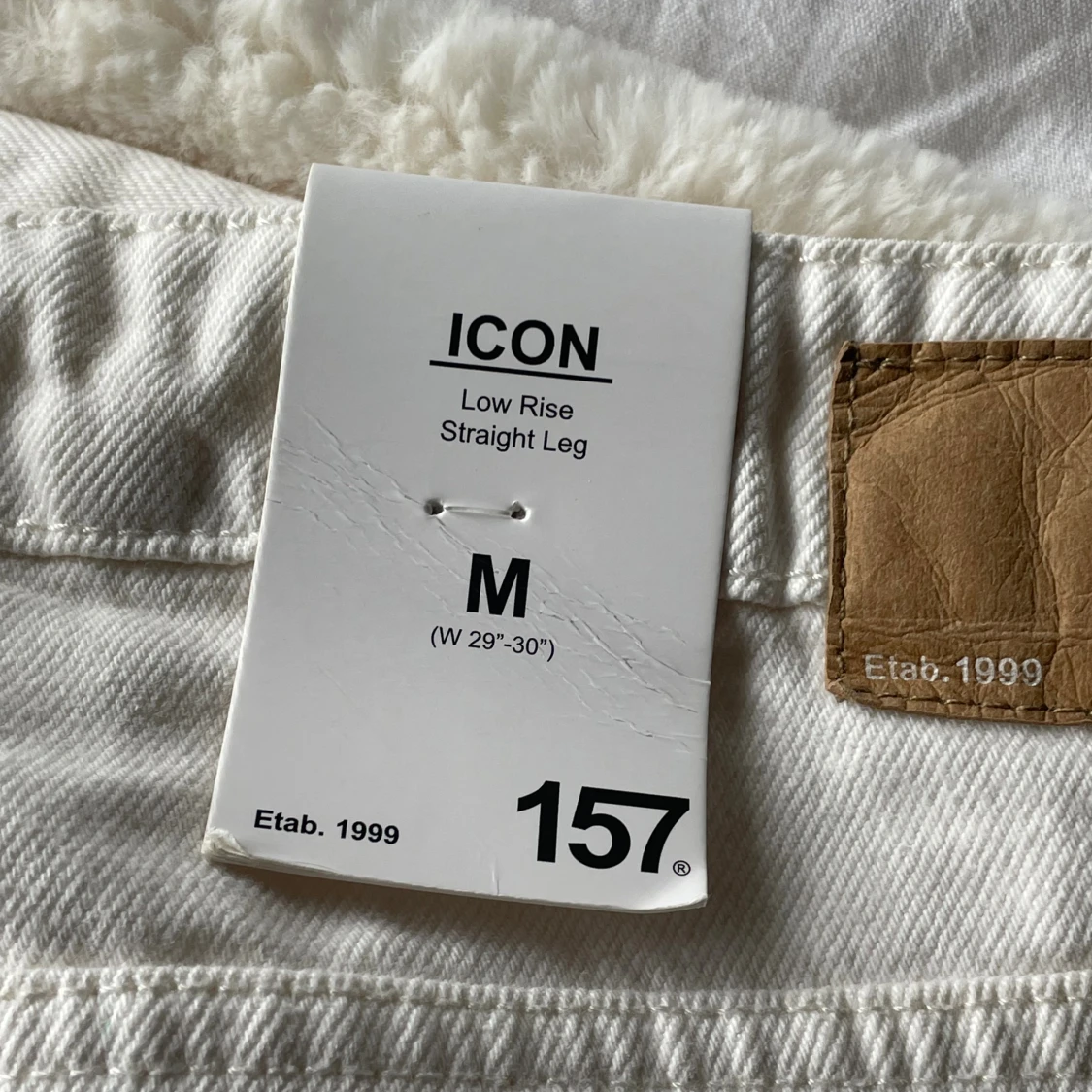 Vita straight leg jeans från Lager 157 - 3