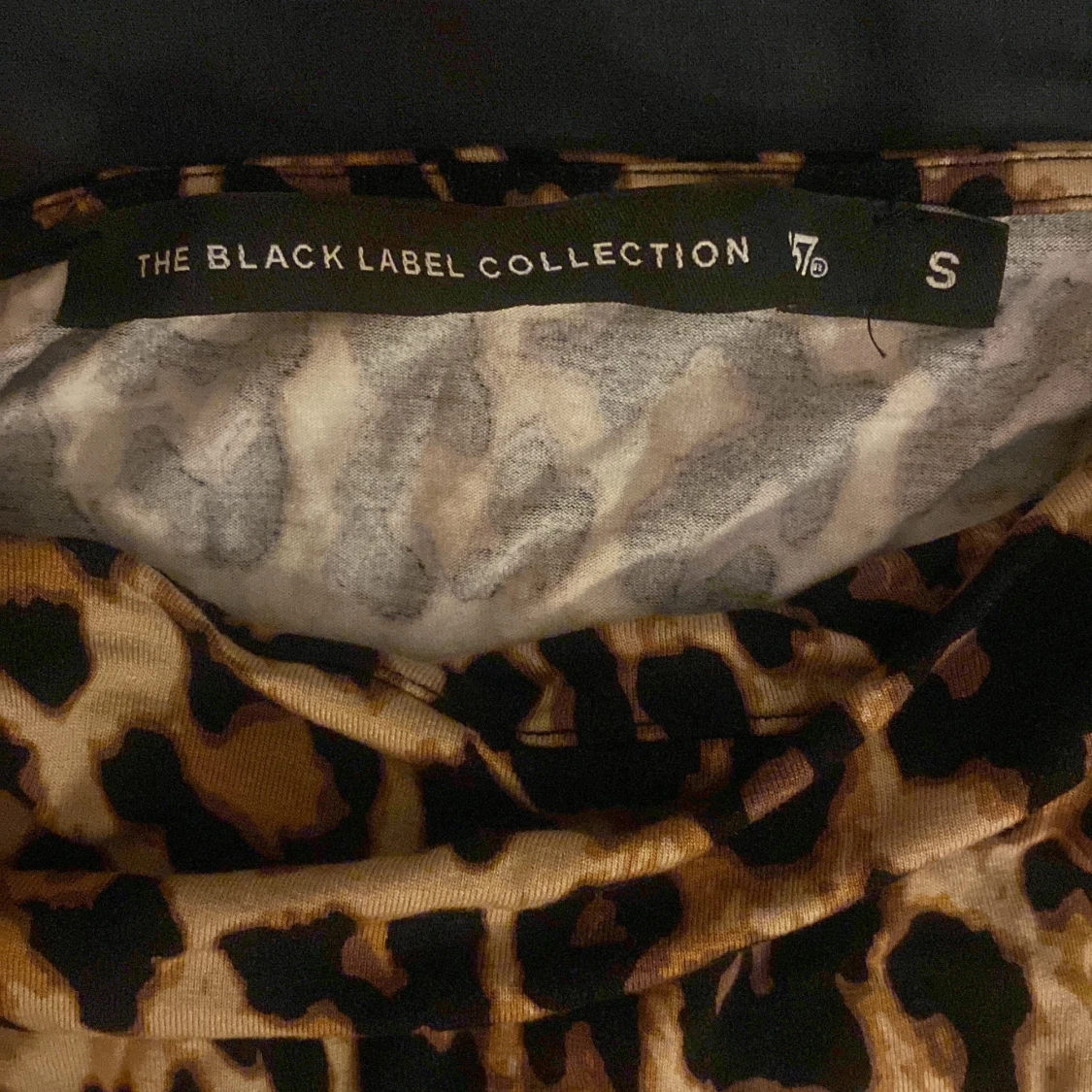 Leopardmönstrad topp från Black Label - 2