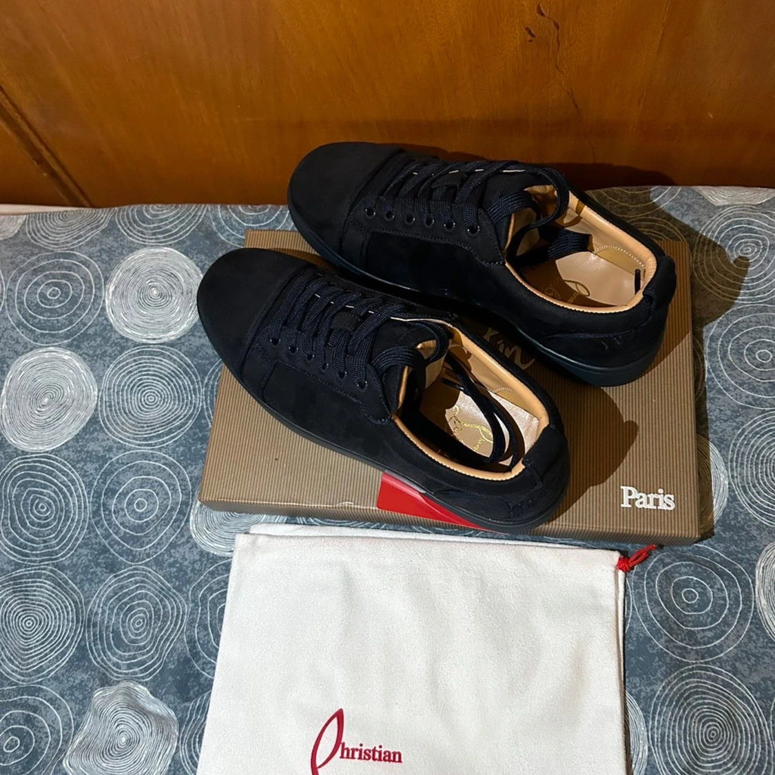 Christian Louboutin svarta sneakers  - 2