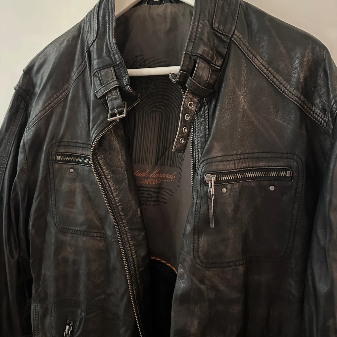 Skinnjacka i äkta skinn  - 1