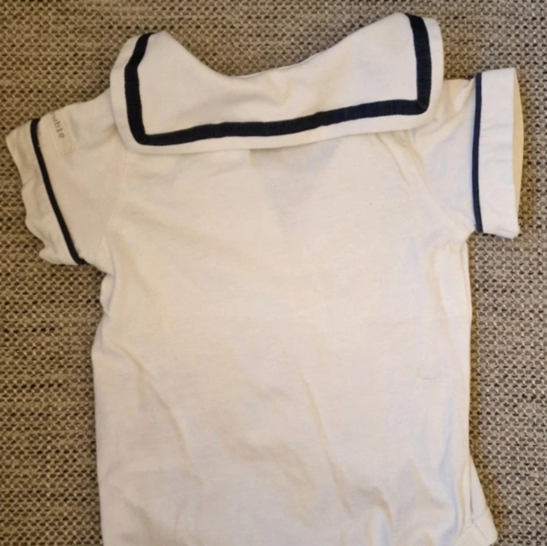 Kortärmad sjömansbody - 1