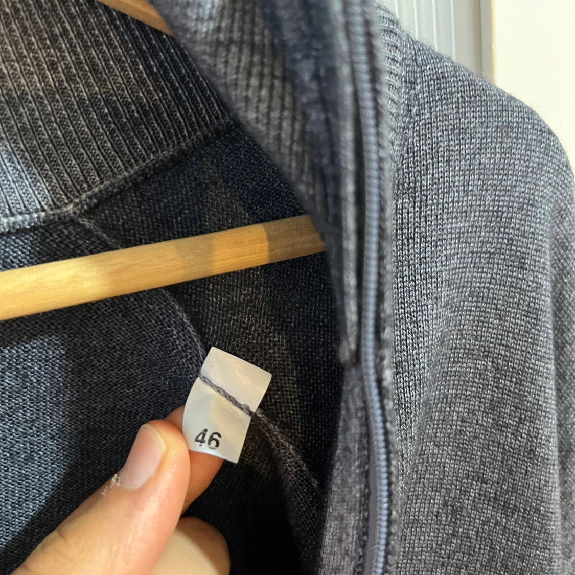 Exklusiv Gran Sasso hel zip / full zip kofta med dragkedja 100% virgin wool - 4