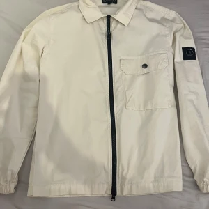 Lagency jacka  - Finjacka storlek S, använd ganska ofta