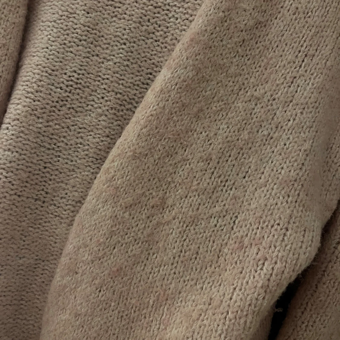 Ljusrosa stickad kofta från Lindex - 4