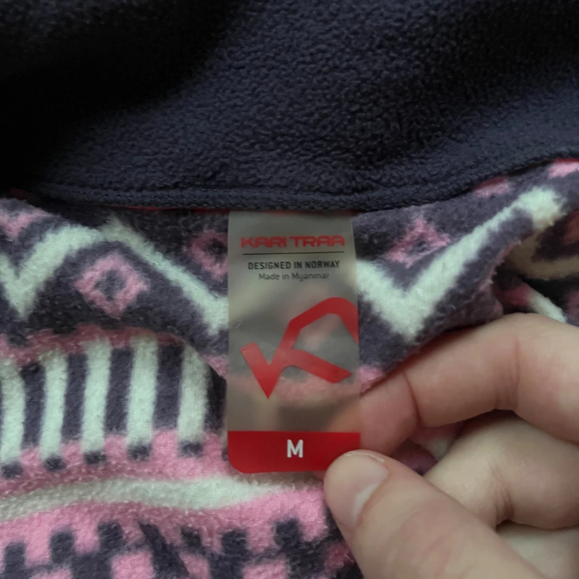 Mönstrad fleecejacka från Kari Traa - 2