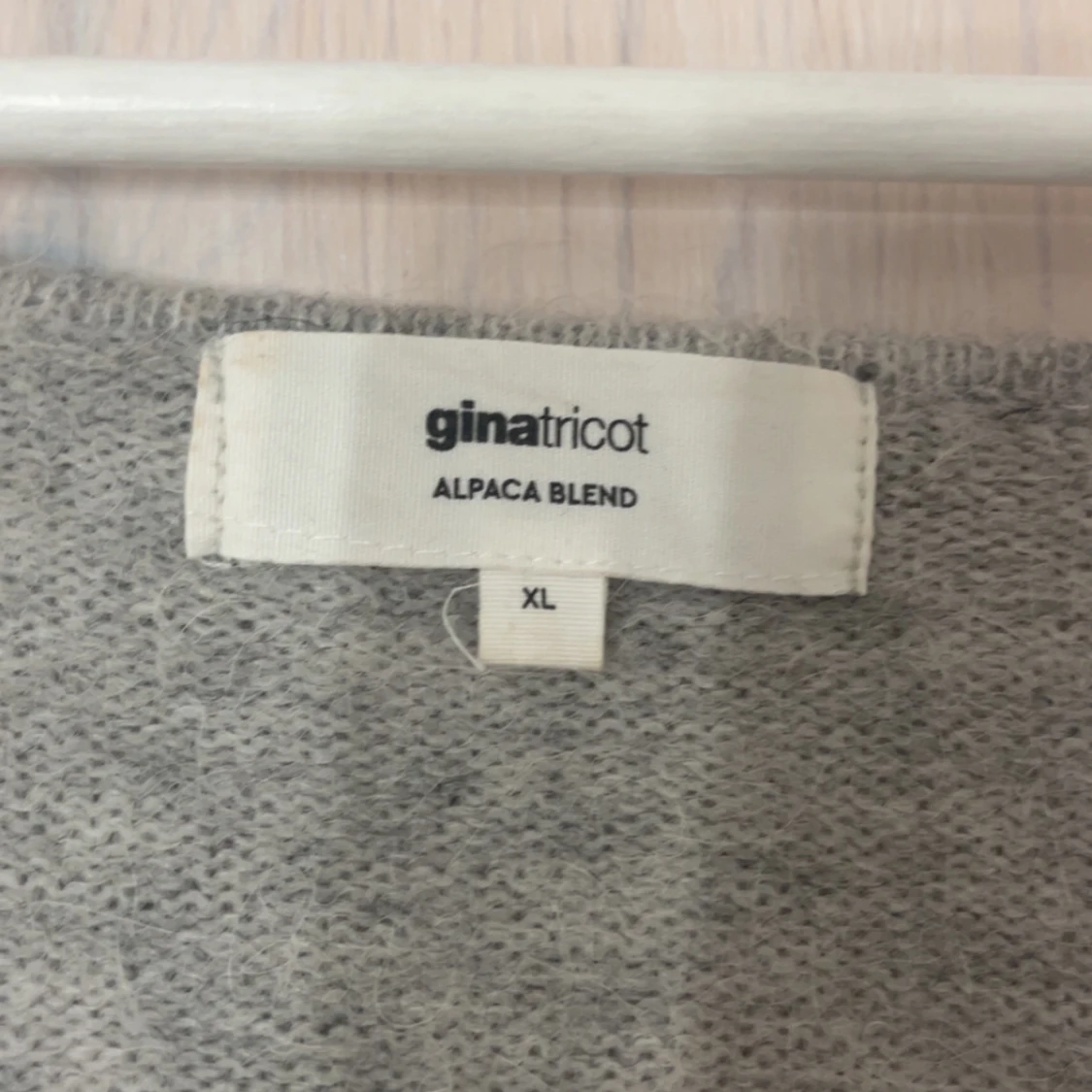 Grå stickad tröja Gina Tricot XL - 1