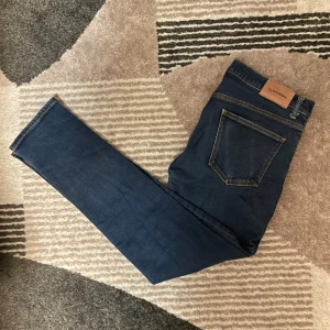 J.LINDEBERG JEANS - W32 L32