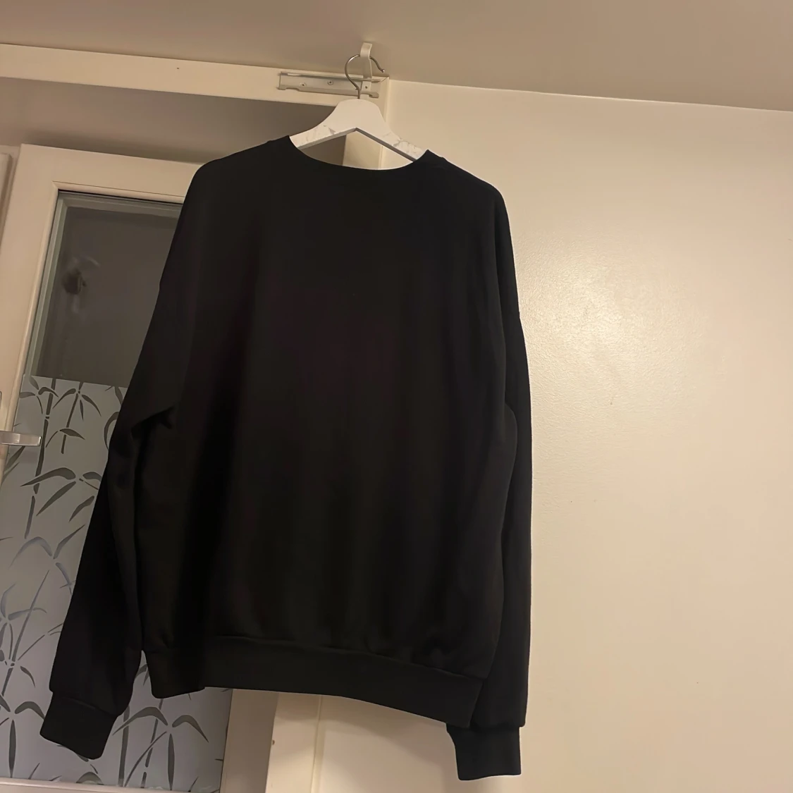 Svart sweatshirt från Cheap Monday - 2