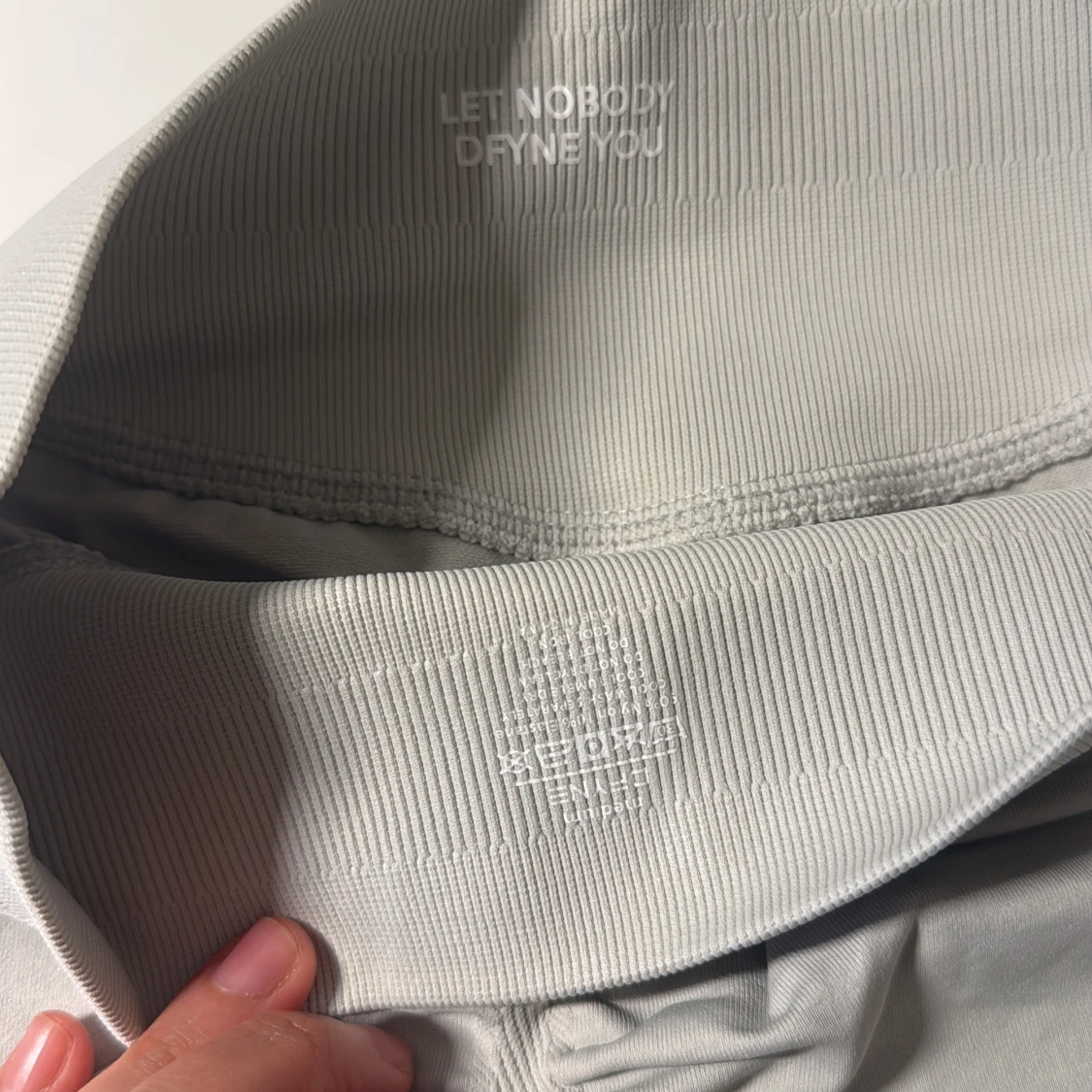 Dfyne impact - Lunar rock - M  - 2