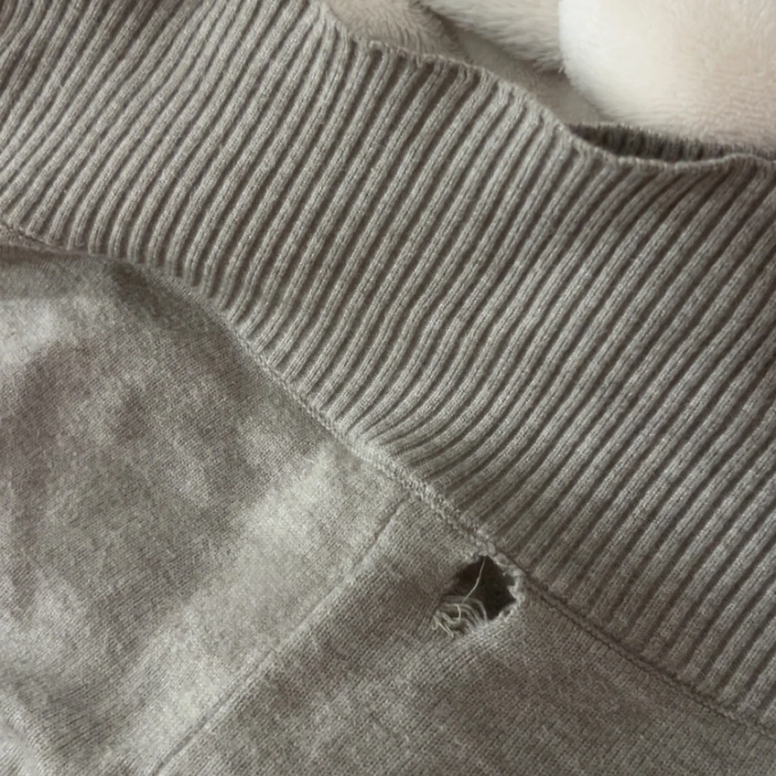 Grå ribbat mjukissett från Catania - 4