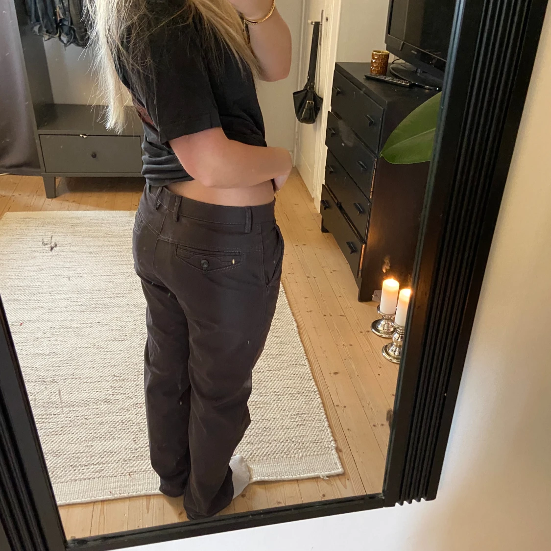 Mörkbruna raka kostymbyxor