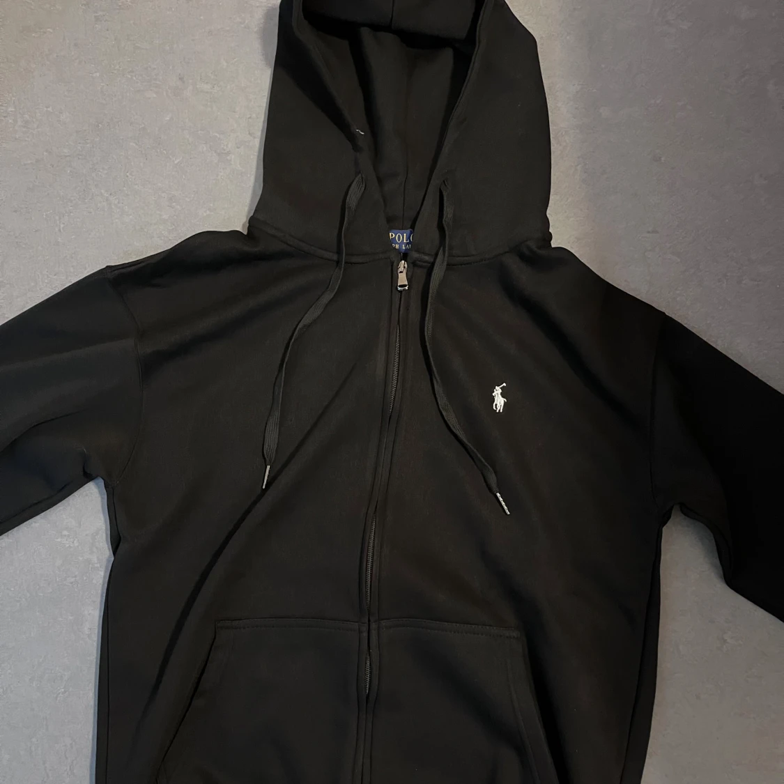 Svart hoodie från Polo Ralph Lauren