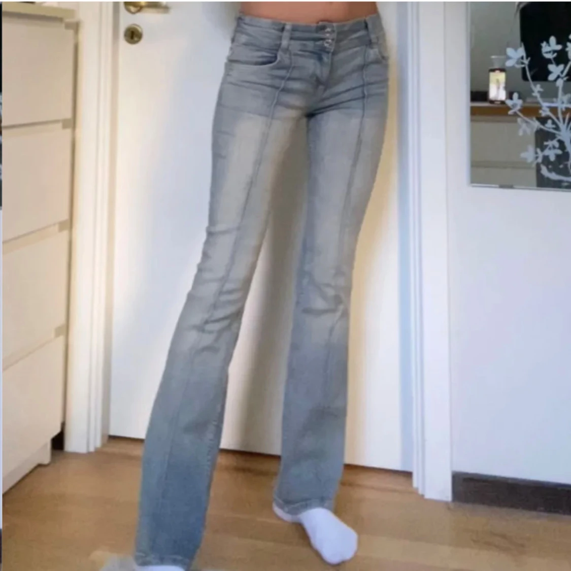 Lågmidjade bootcut jeans - 1