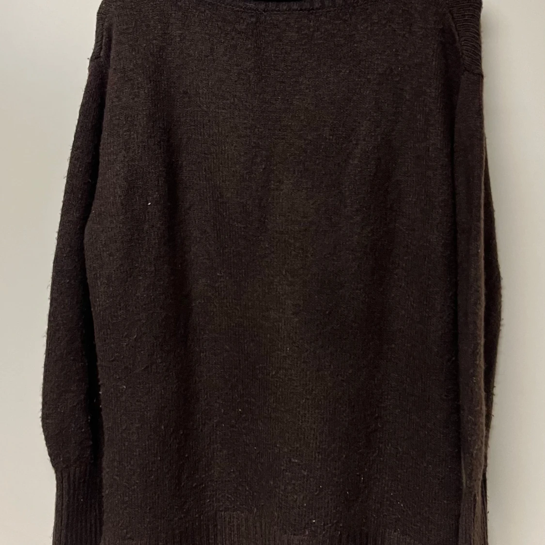 Mörkbrun polotröja stickad  - 3