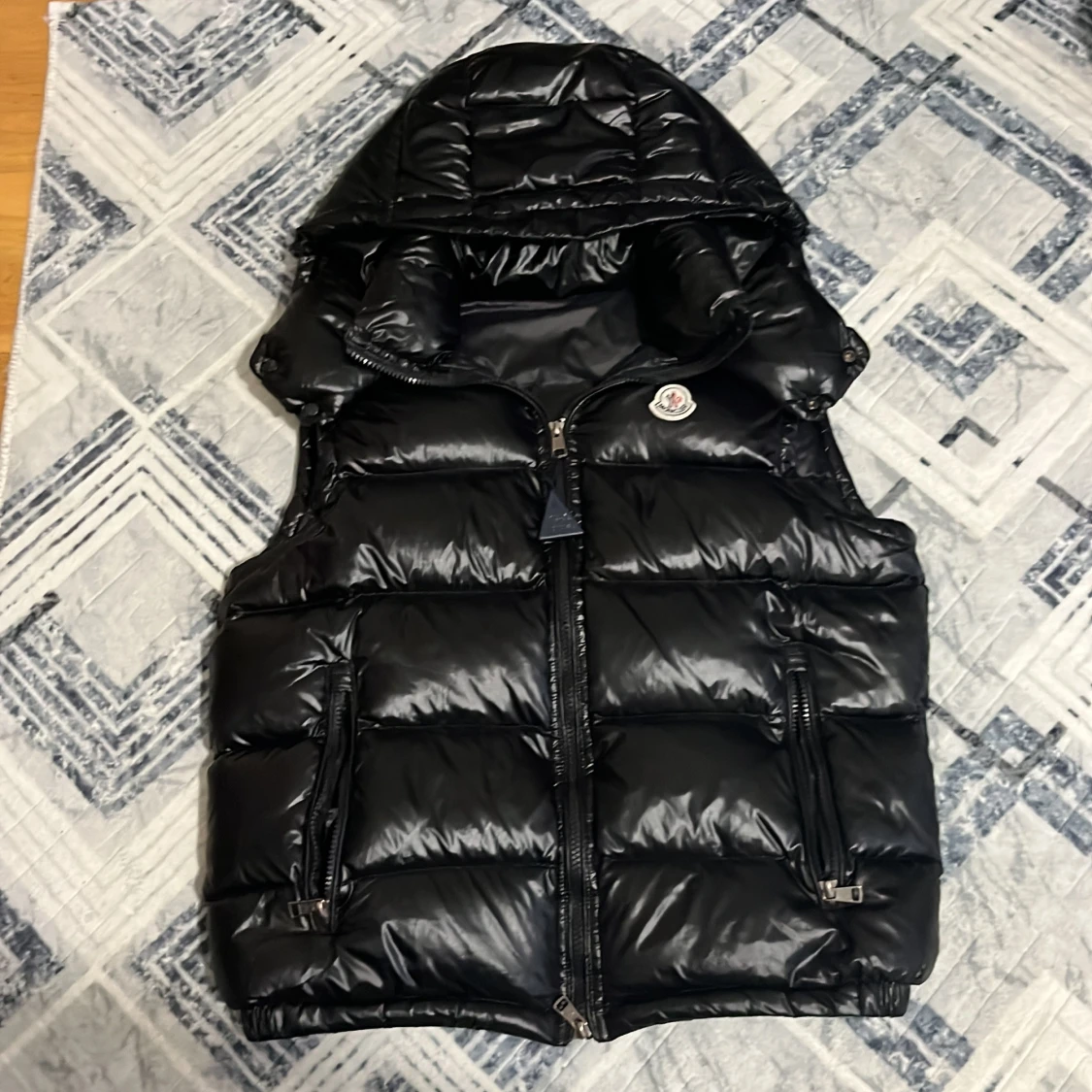 Fin ny väst från moncler