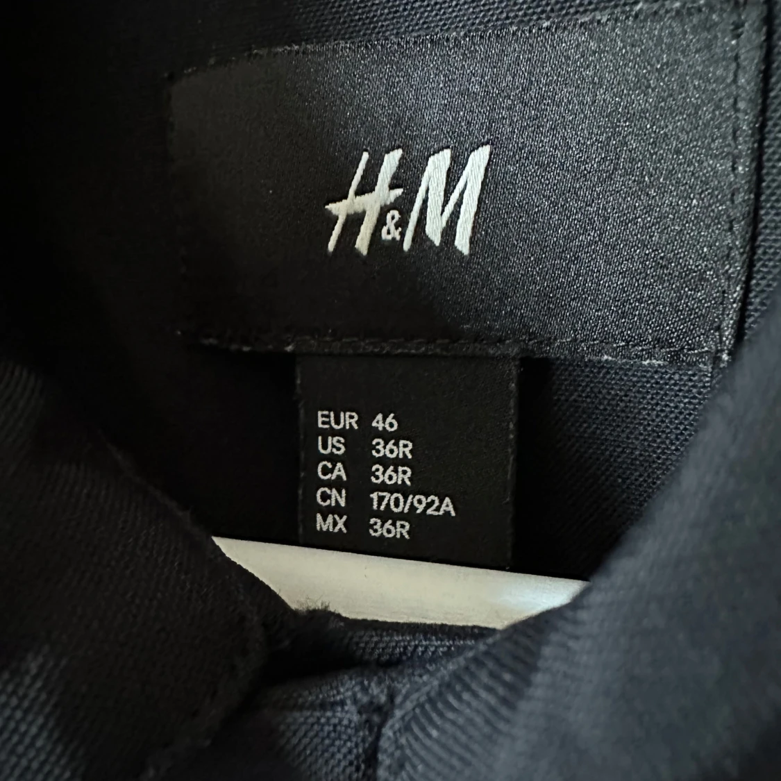Svart overshirt från H&M, strl 46 - 2