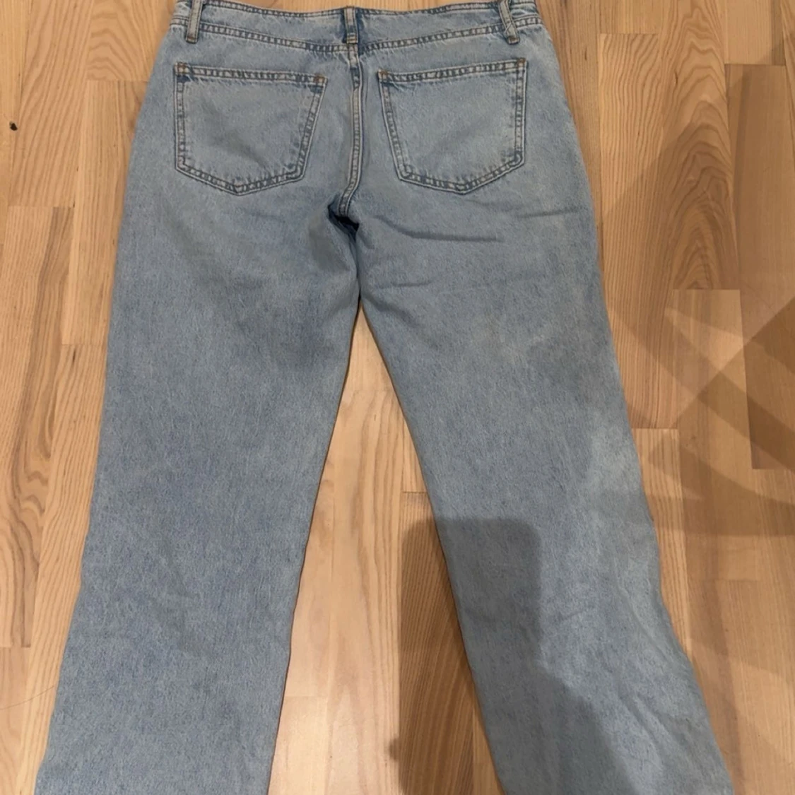 Ljusblå raka jeans  - 3