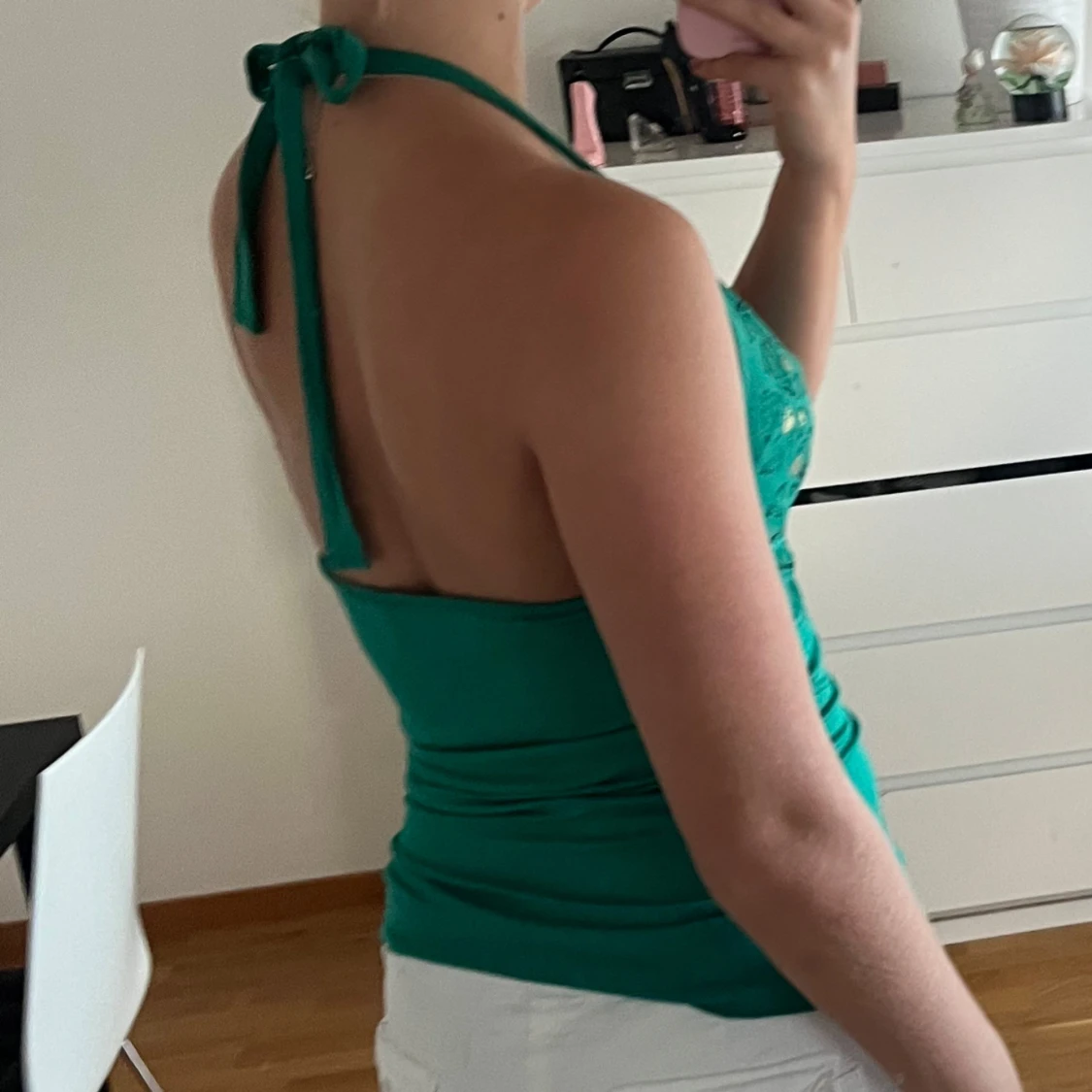 Grön halternecktopp - 1