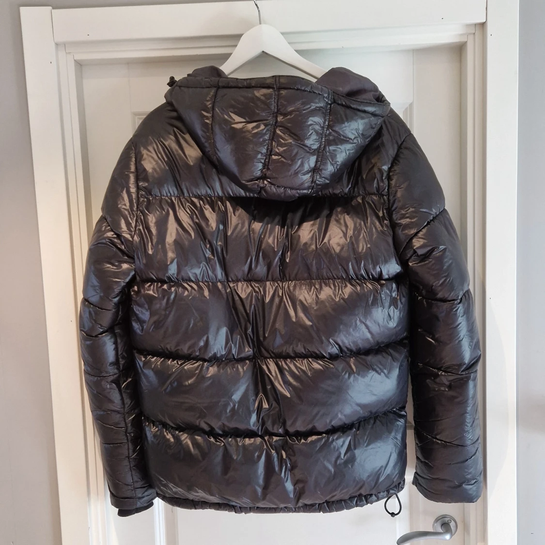 Svart pufferjacka från Schott  - 3