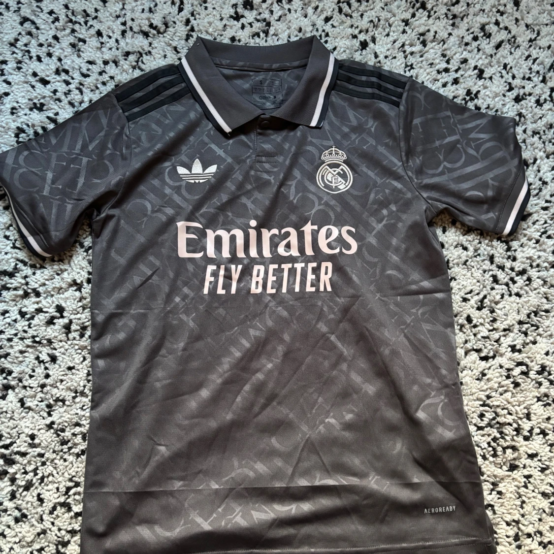 Real Madrid Adidas fotbollströja S
