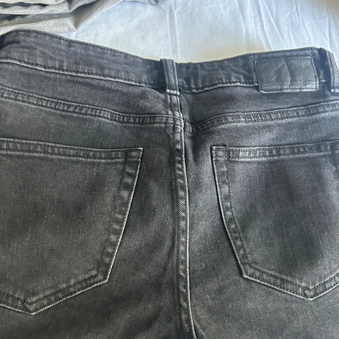 Svarta bootcut jeans från 157 - 2