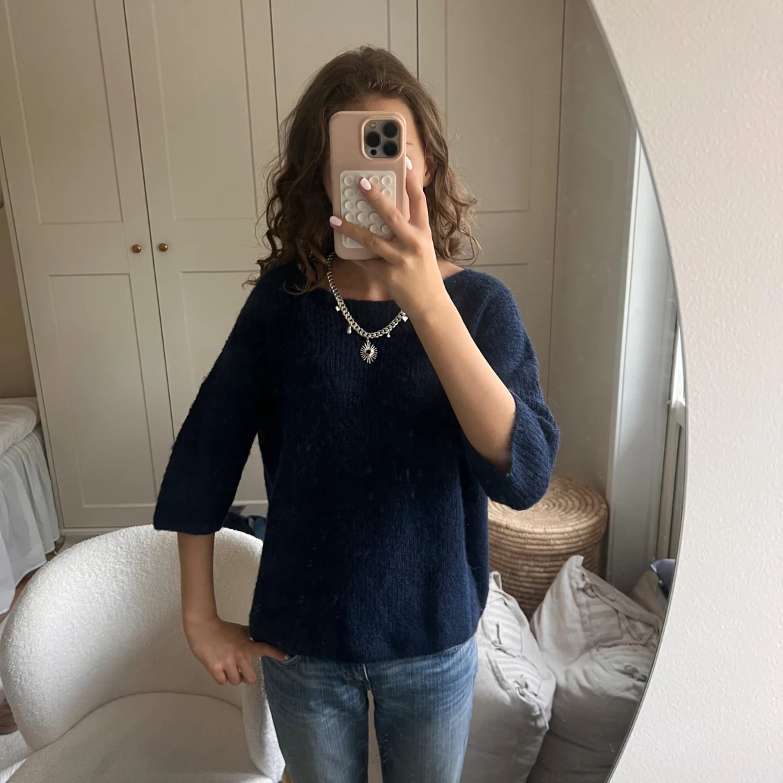 Stickad tröja med trekvartsärm