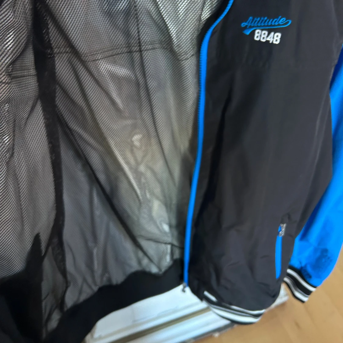 Svart och blå vindjacka 8848 Altitude - 3