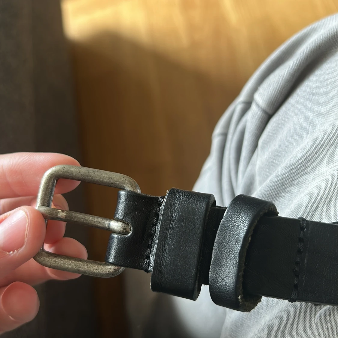 Svart klassiskt skärp i skinn - 2