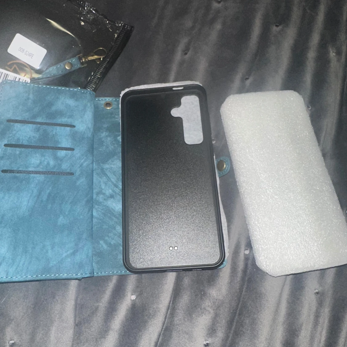 Samsung Galaxy S24 FE Plånboksfodral - 1